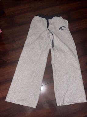 Edikted Light Gray Kids Wide-Leg Sweatpants with Black Waistband
